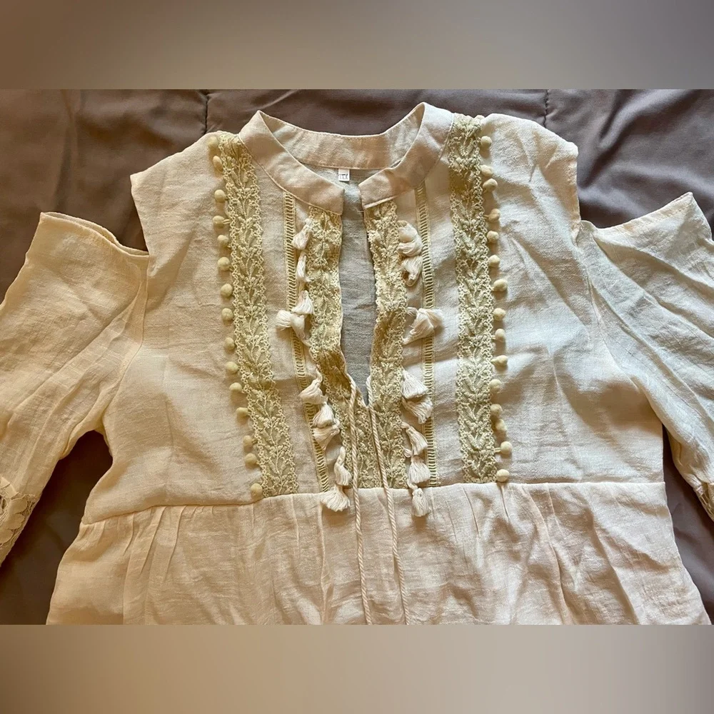 XXL Boho Cream Tunic Dress with cold shoulder, lined with Lace and tassel Detail - Picture 5 of 9